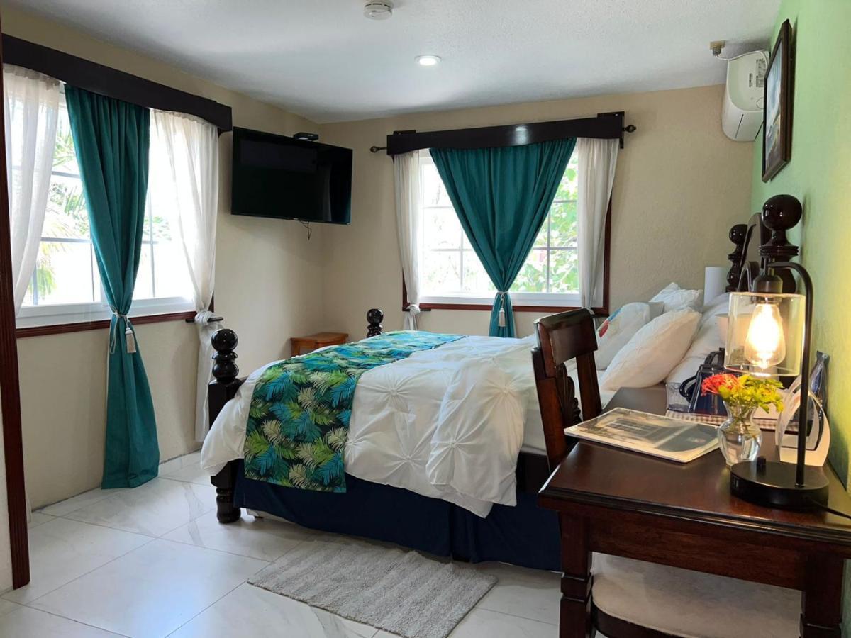 One South Place Hotel Belize City Exterior photo